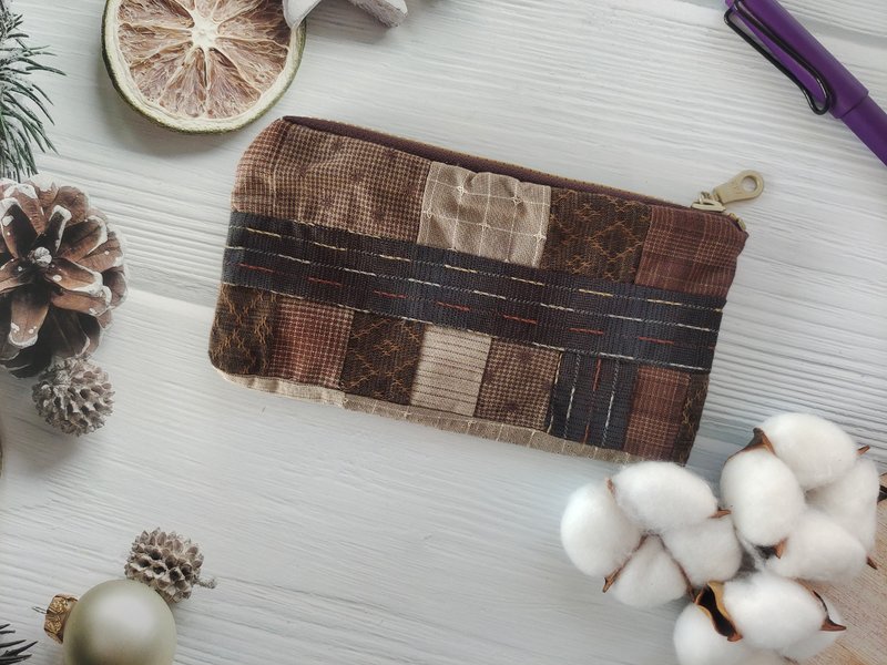 乡下-先染布拼布笔袋/化妆包-先染布系列 - 铅笔盒/笔袋 - 棉．麻 咖啡色