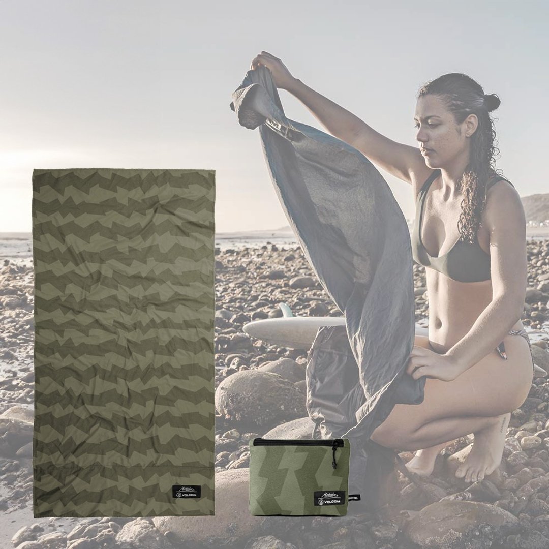 Matador x Volcom 斗牛士 Packable Beach Towel 超轻量速干沙滩 - 露营用品 - 其他人造纤维 绿色