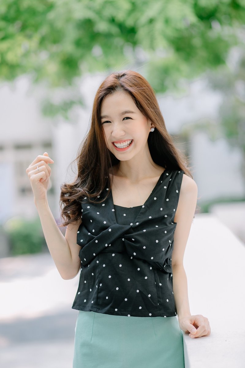 Dotty bow zipperback crop - 女装上衣 - 其他材质 黑色