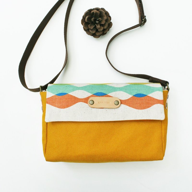 【十木米．Lorenza】蜂蜜芥末-Gloria方方斜背包 旅行 文青 质感 - 侧背包/斜挎包 - 其他材质 黄色