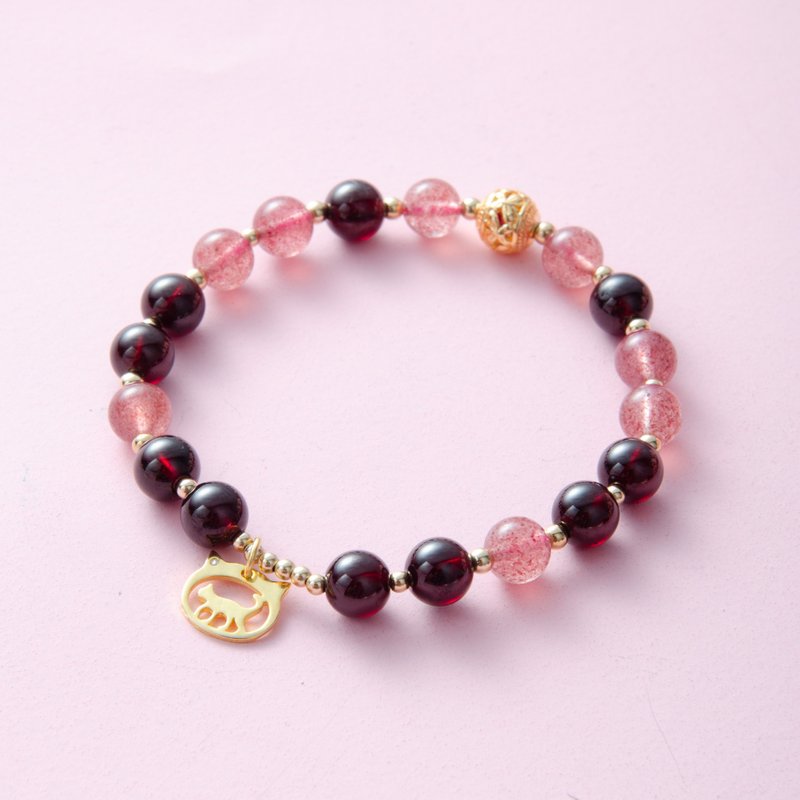 石榴石手链 | 草莓晶猫咪吊坠 14K包金天然石水晶8mm手链 定制化 - 手链/手环 - 水晶 红色