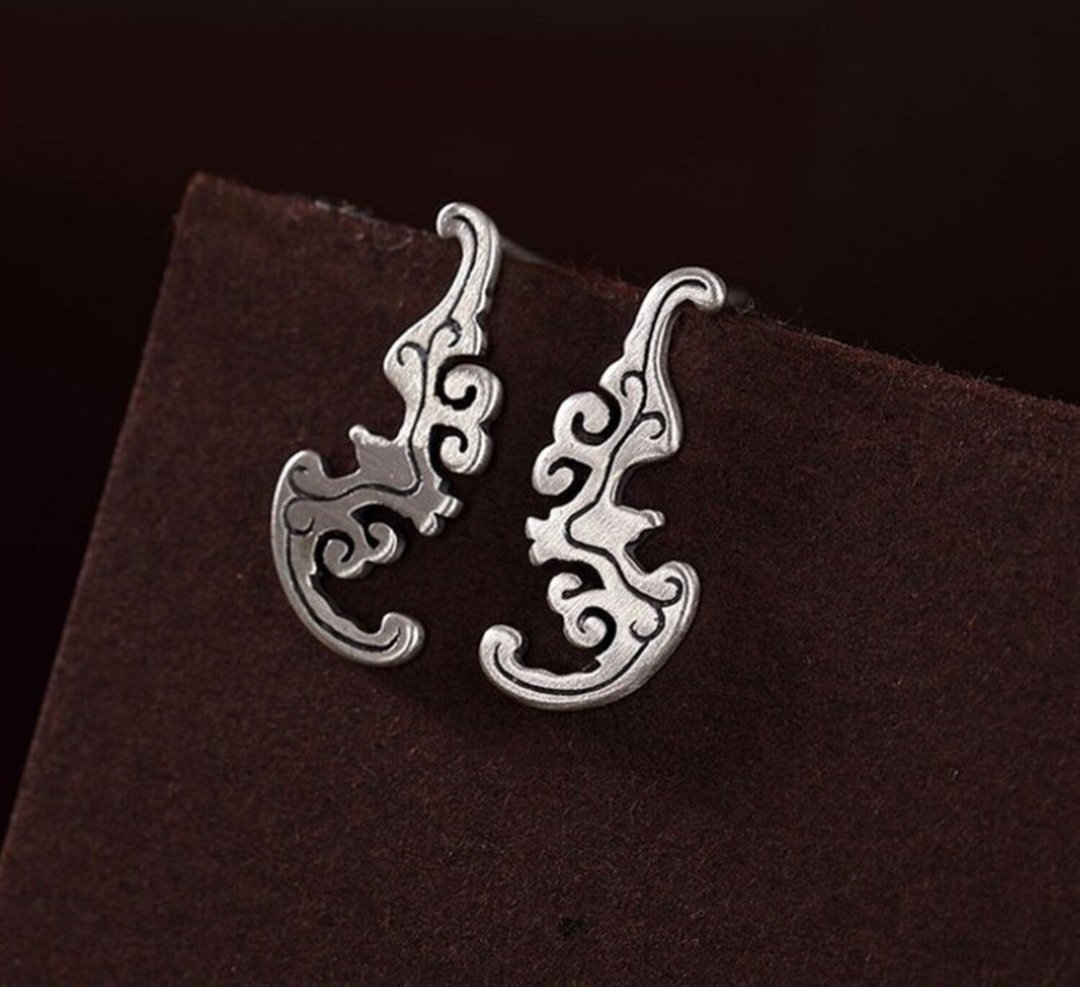 Ethnic Totem China Cultural Flying Bats Earrings Women Thai Silver Brincos - 耳环/耳夹 - 纯银 银色