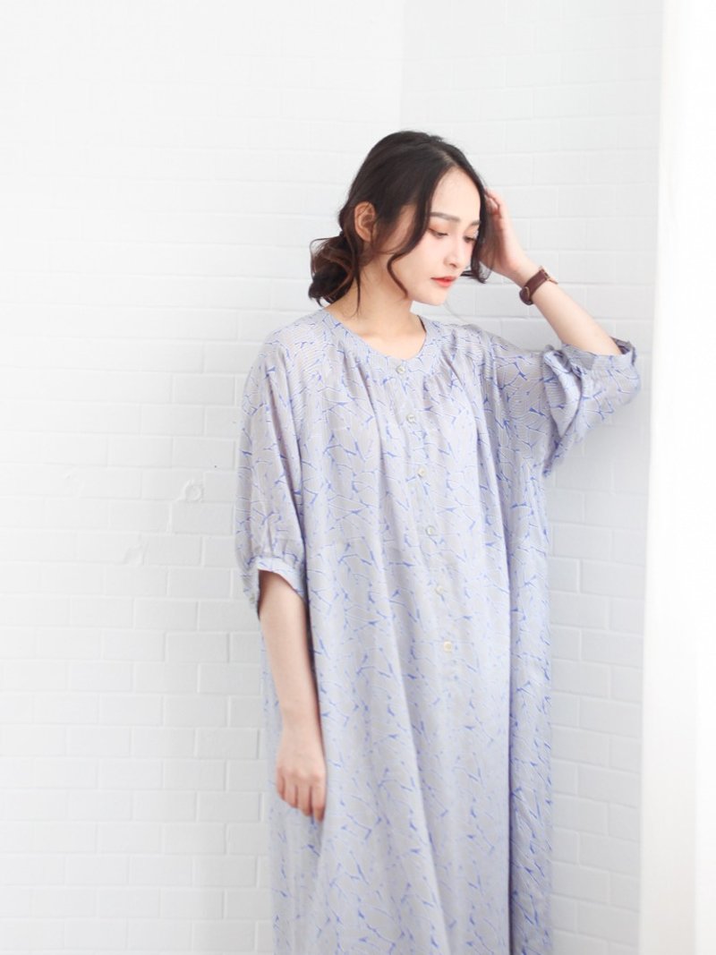 复古夏日系日本制宽松气质典雅叶子印花灰蓝色雪纺短袖古着洋装 - 洋装/连衣裙 - 聚酯纤维 蓝色