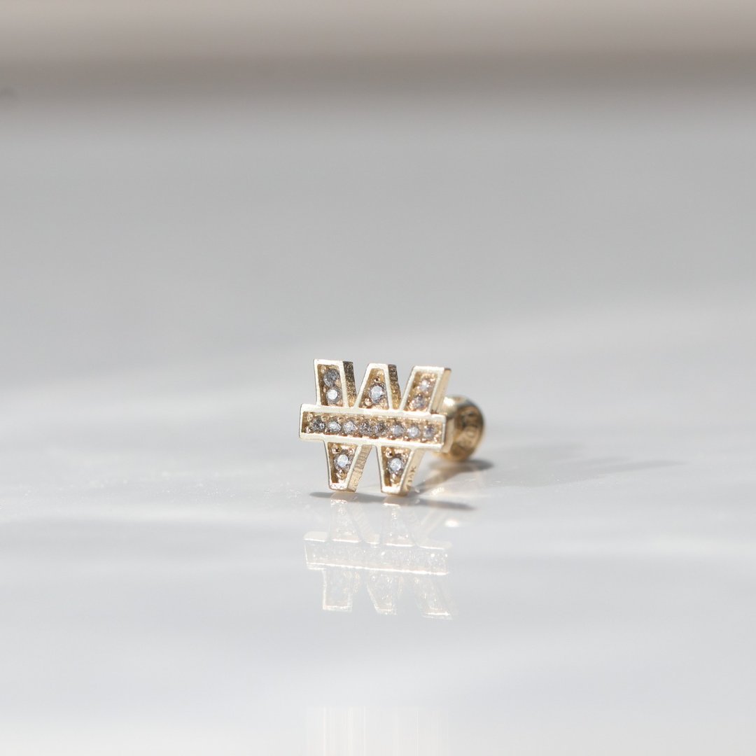 14K 金货币韩元符号锁珠耳环(单个)耳骨 耳窝 不退色 - 耳环/耳夹 - 贵金属 金色
