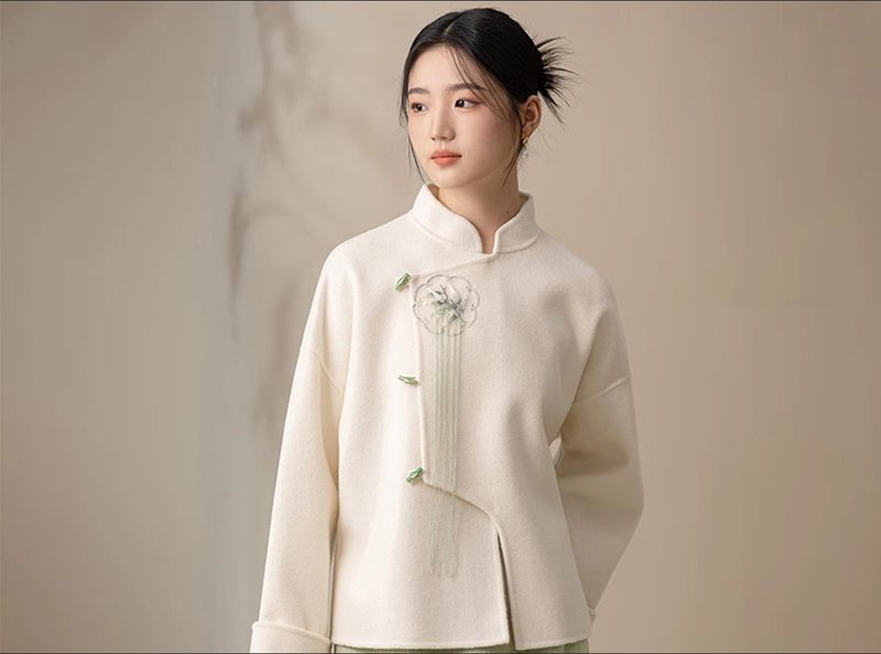 新中式 羊毛外套100%进口澳毛中国风盘扣短款大衣 - 女装上衣 - 羊毛 白色