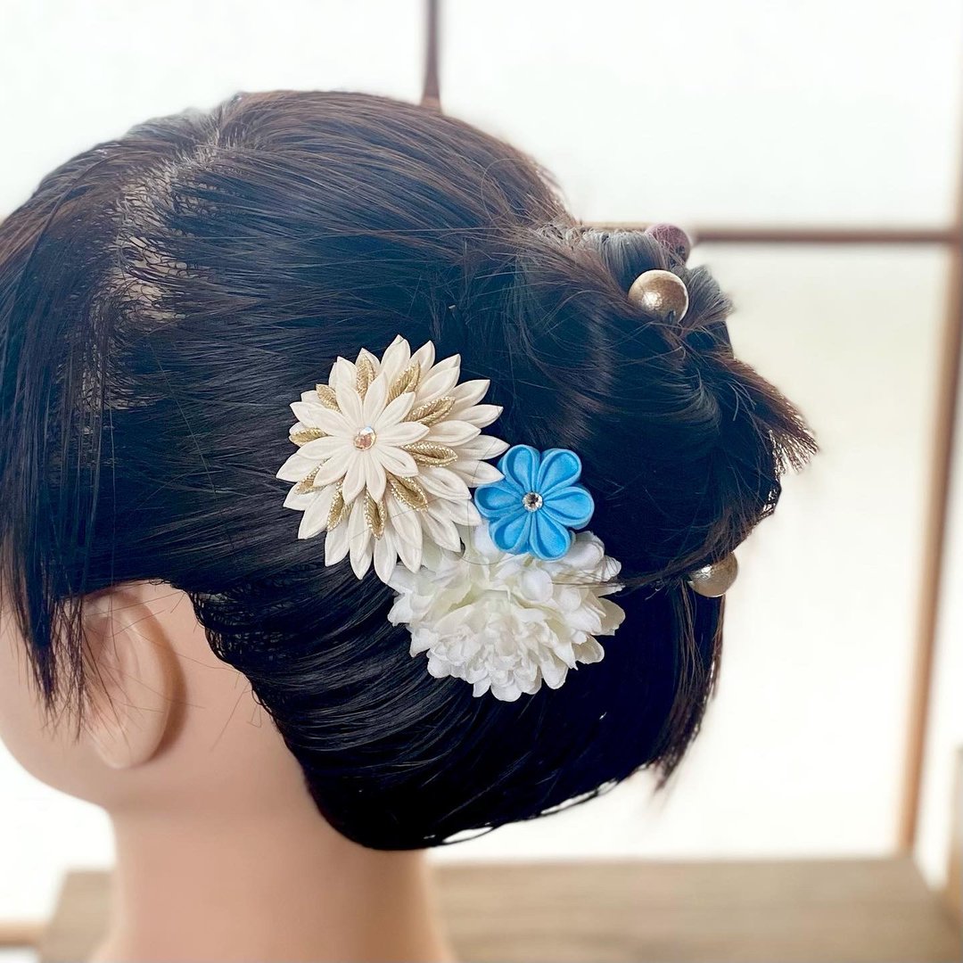 Tsumami Zaiku Yukata Hair Ornament Blue x White - 发饰 - 丝．绢 银色