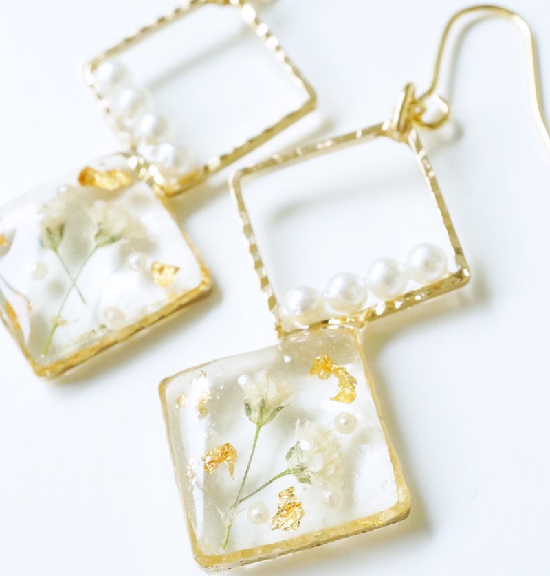 Kasumi grass and gold leaf pearl Clip-On - 耳环/耳夹 - 植物．花 白色