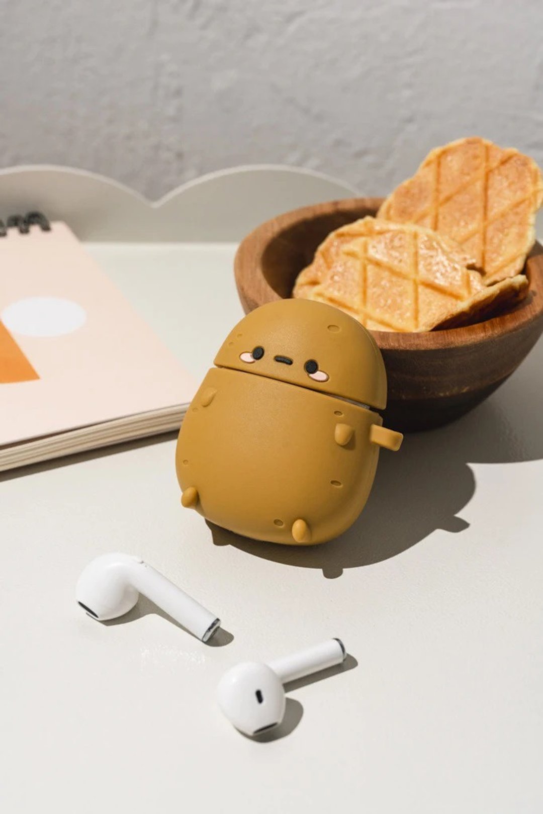 懒骨头 Couch Potato 阿蕃 1代/2代 Airpods 保护套 - 手机配件 - 硅胶 卡其色