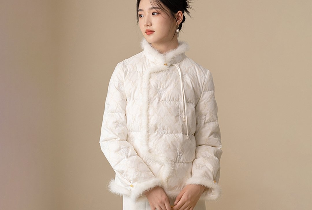 新中式  冬季羽绒服蝴蝶刺绣立领90白鸭绒加厚外套 - 女装上衣 - 其他材质 白色