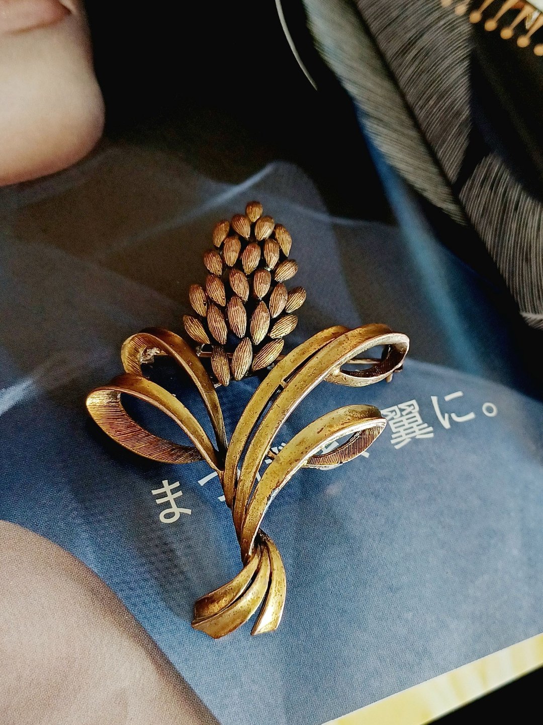 vintage jewelry 古董典雅胸针 Pastelli 花卉别针 - 胸针 - 其他金属 