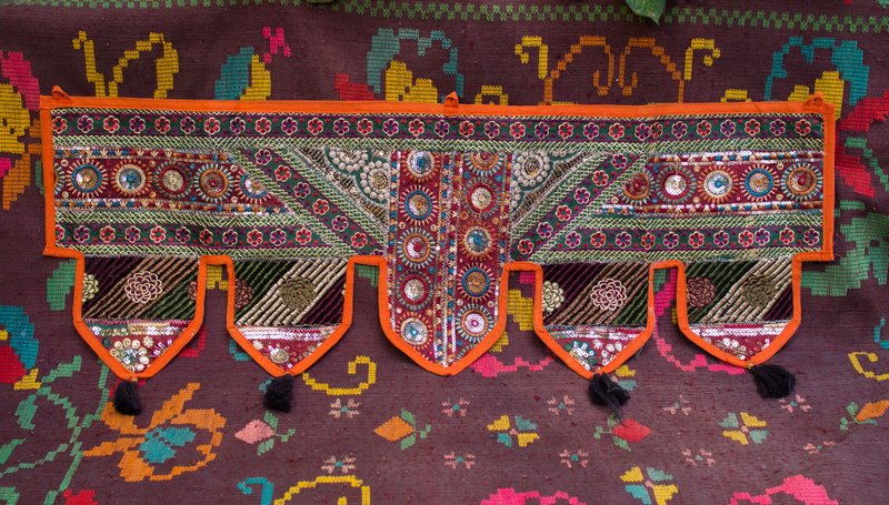 EARTH.er │印度手制门窗装饰 C ● Indian Handmade Door Decoration C│ :: 香港原创设计品牌 :: - 摆饰 - 棉．麻 橘色
