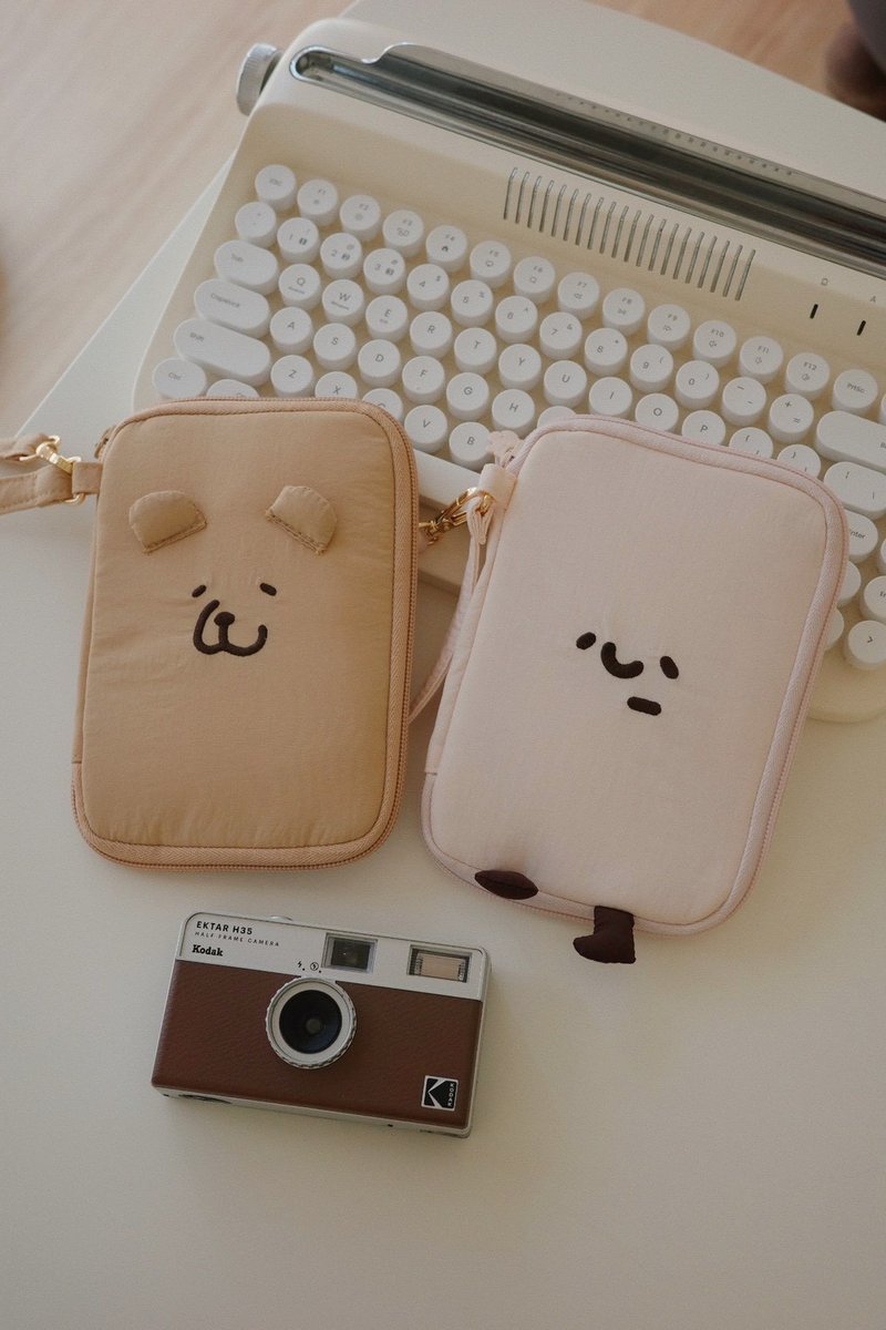 咻熊家 熊的护照包 泥的护照包 - 行李箱/行李箱保护套 - 聚酯纤维 