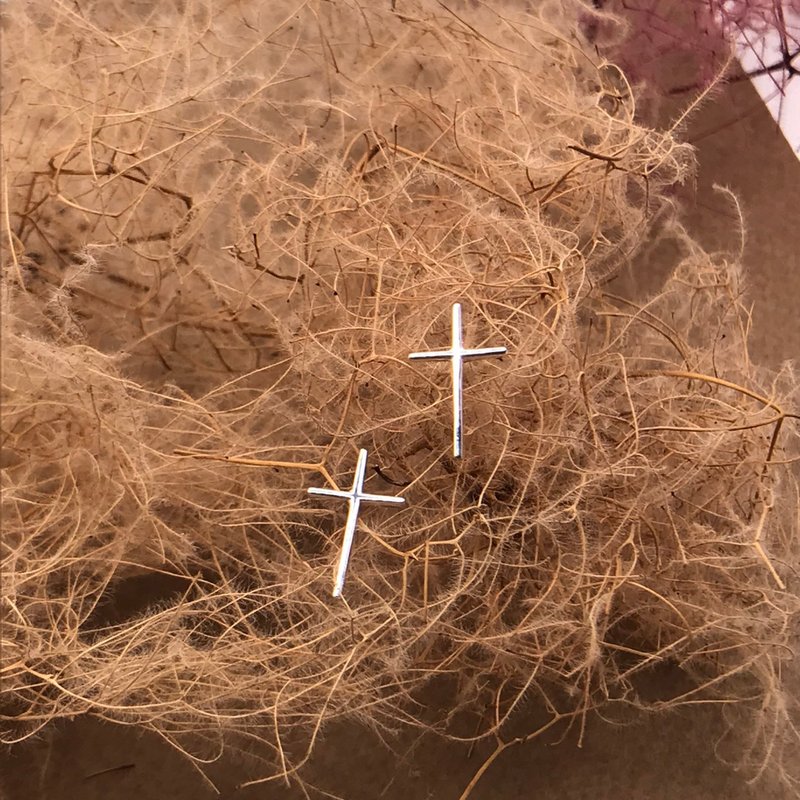 十字架耳环 - 耳环/耳夹 - 纯银 