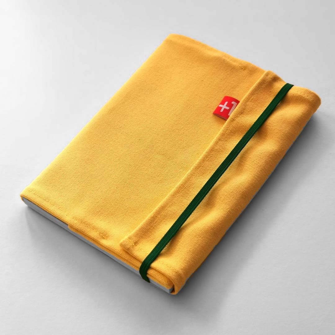 (Made in HK) 厚帆布A5书套/书衣 - 书衣/书套 - 棉．麻 黄色