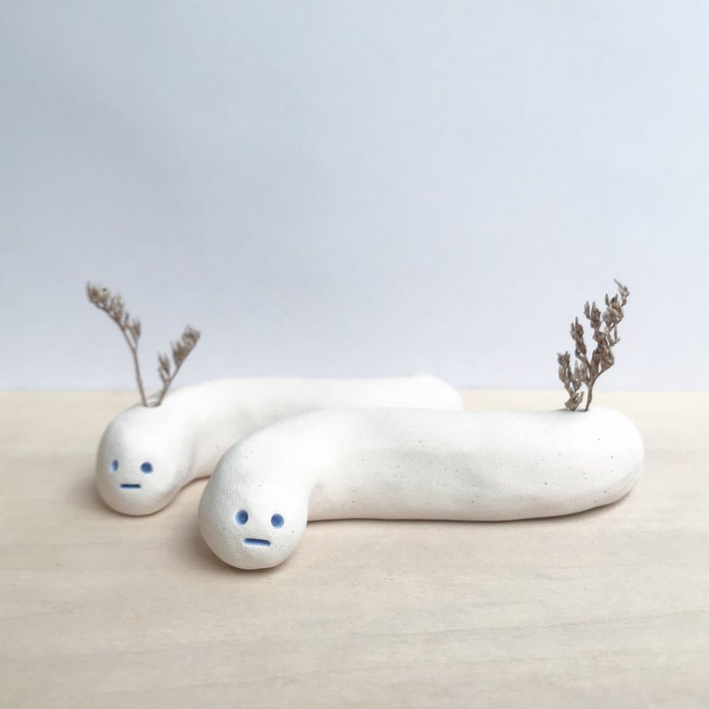 BUGS | 干花花器 | 香薰油扩香石 | 线香座 | 陶瓷摆饰 | SNAKE - 花瓶/陶器 - 陶 白色
