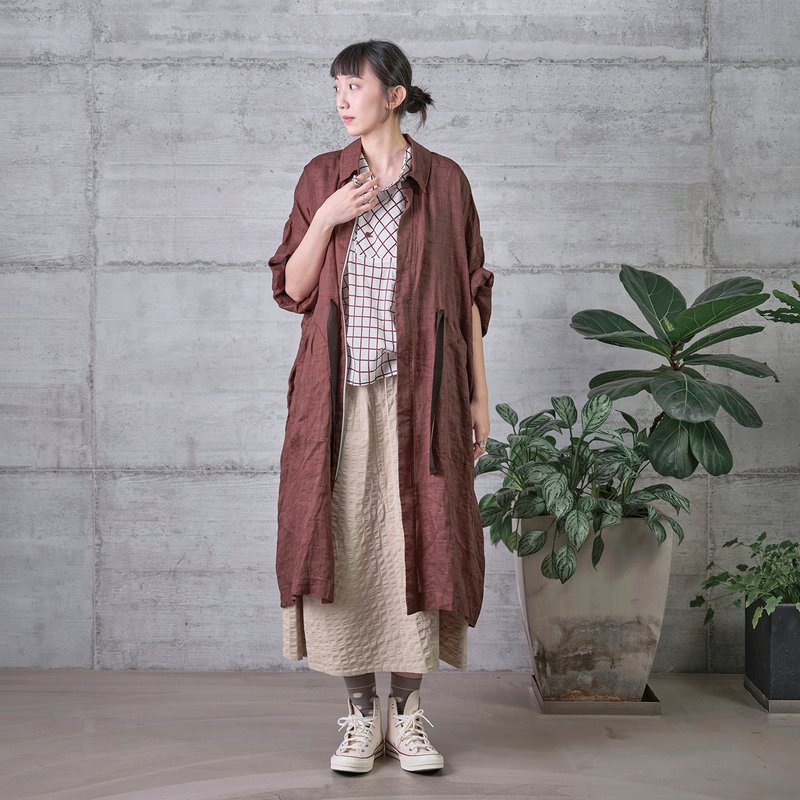 凉爽苎麻拉链翻领长外套 - 女装休闲/机能外套 - 棉．麻 咖啡色