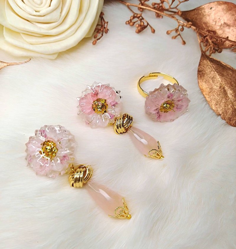 浮容手作房HIBISCUS #樱流华#/耳环/干燥花 - 耳环/耳夹 - 其他材质 白色