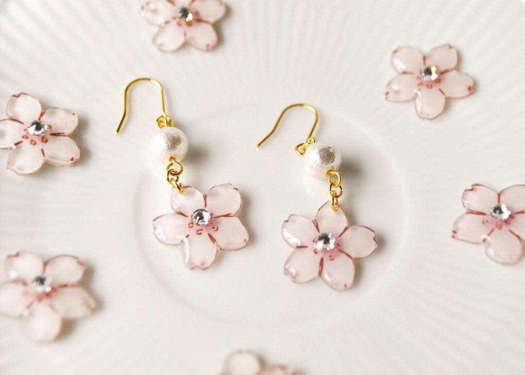 031 SAKURA DROP PIERCE Clip-On OK - 耳环/耳夹 - 塑料 粉红色