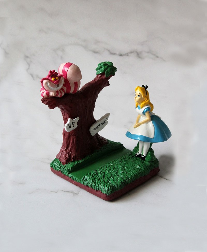 日本Magnets爱丽丝梦游仙境系列爱丽丝向柴郡猫问路手机架/手机座 - 手机座/防尘塞 - 树脂 白色