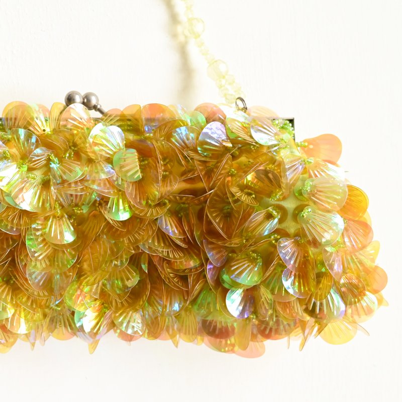 【蛋植物古着】贝彩亮片手提古着口金包 - 手提包/手提袋 - 其他人造纤维 黄色