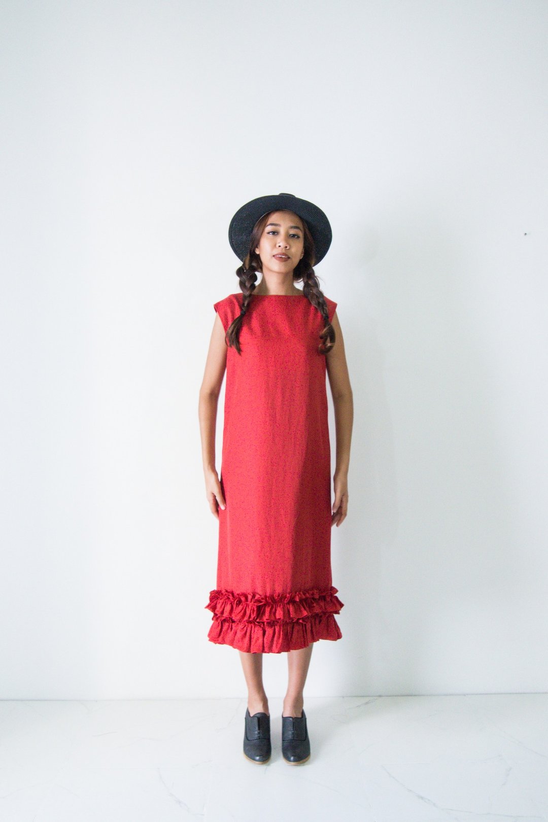 Mani Mina Boat Neck Frill Hem Dress Red - 洋装/连衣裙 - 棉 