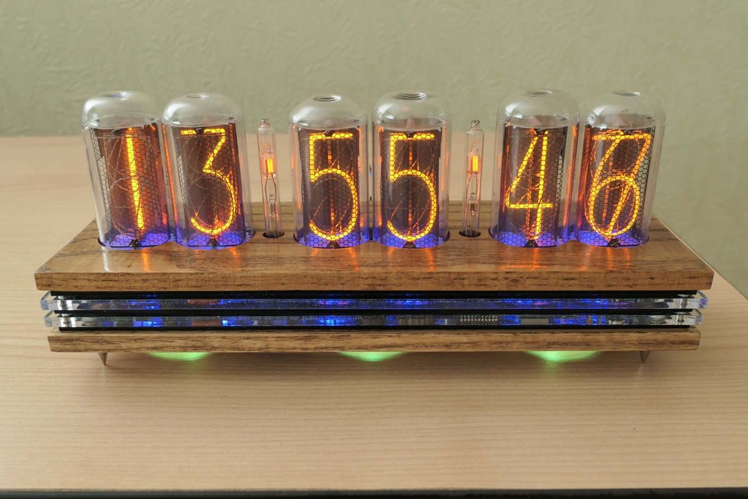 Wi-Fi Alisa IN-18 Nixie 台钟附木盒 - 数码小物 - 木头 卡其色