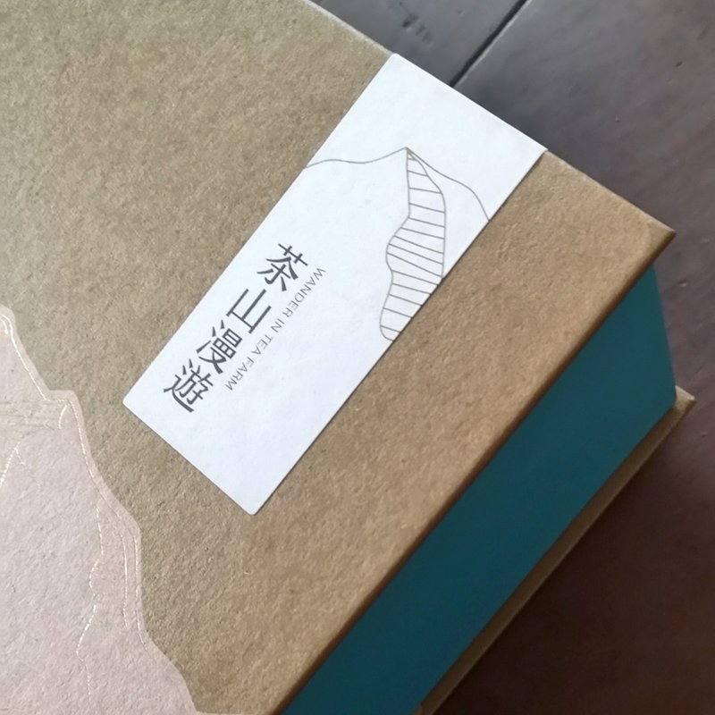 暖冬 品味茶金【茶山漫游】礼盒--微炭香乌龙/蜜香红茶(附提袋) - 茶 - 其他材质 