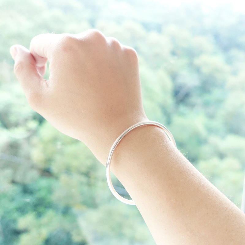 O圆 -手工纯银定制化O型实心密合手环 - 手链/手环 - 其他材质 银色