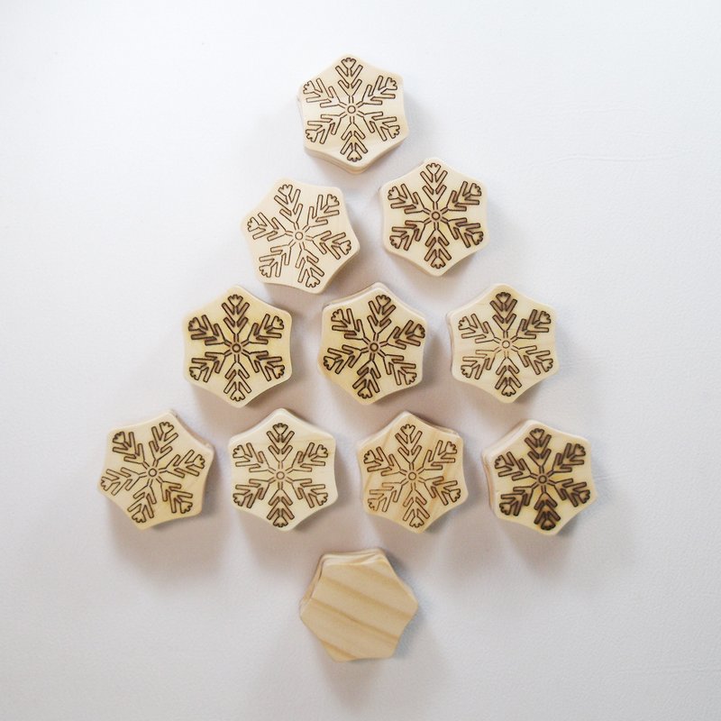 雪花圣诞树 耳机卷线夹 实木 磁铁 名片夹 雪花印名字 - 名片夹/名片盒 - 木头 卡其色