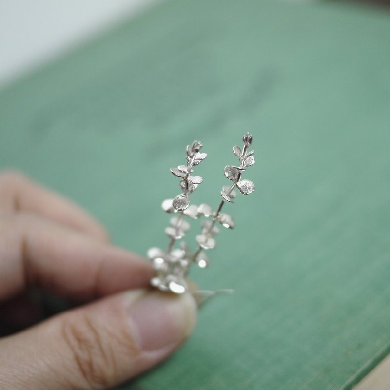 小尤加利叶 手工长版耳环(黄铜/纯银) _挂耳式耳勾_耳针 - 耳环/耳夹 - 纯银 银色