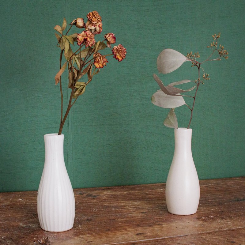 Jogja Flower Vase/White Plain - 花瓶/陶器 - 陶 