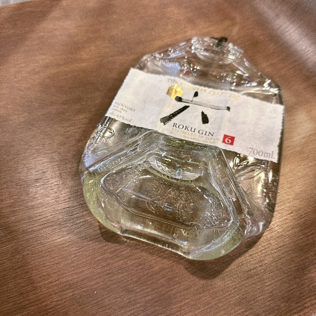 日本六ROKU顶级琴酒 酒瓶壁挂装饰 - 墙贴/壁贴 - 玻璃 