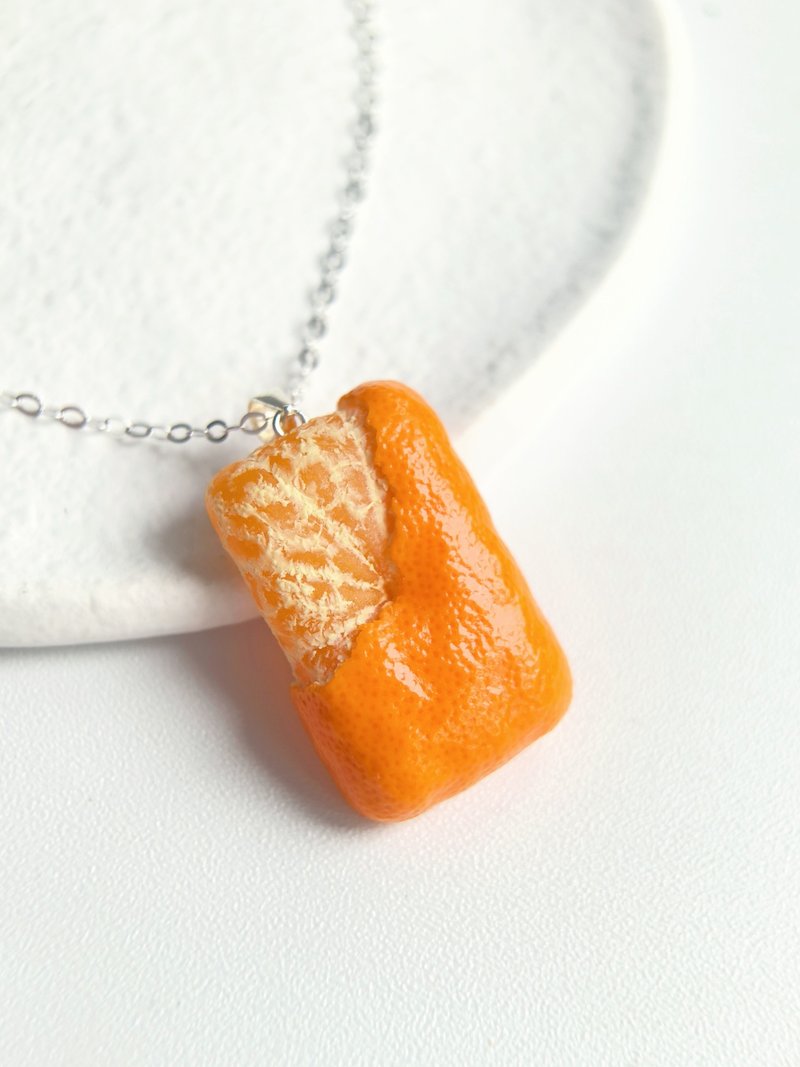 半裸橘子系列*原创软陶方形橘子项链仿真个性小众925银链 - 项链 - 其他材质 橘色