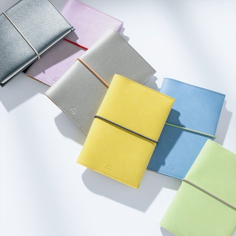 IROHA PUBLISHING 2026 SN FreeDaily 手帐 B6 两款可选 - 笔记本/手帐 - 纸 多色