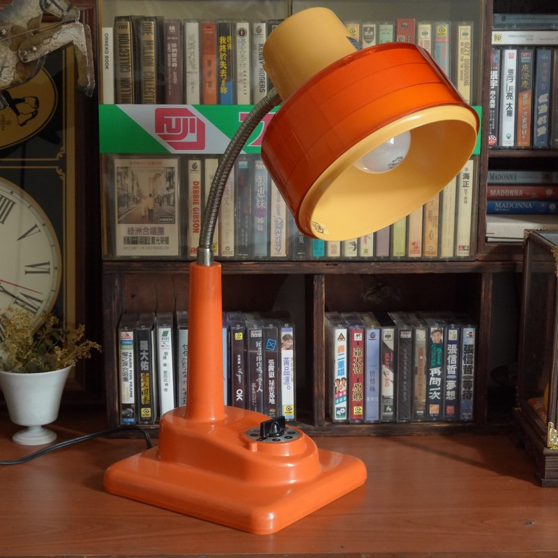 日本 昭和 National 国际牌 桌灯 LB-614-D 摩登 橘色 夜灯 古物 - 灯具/灯饰 - 塑料 橘色