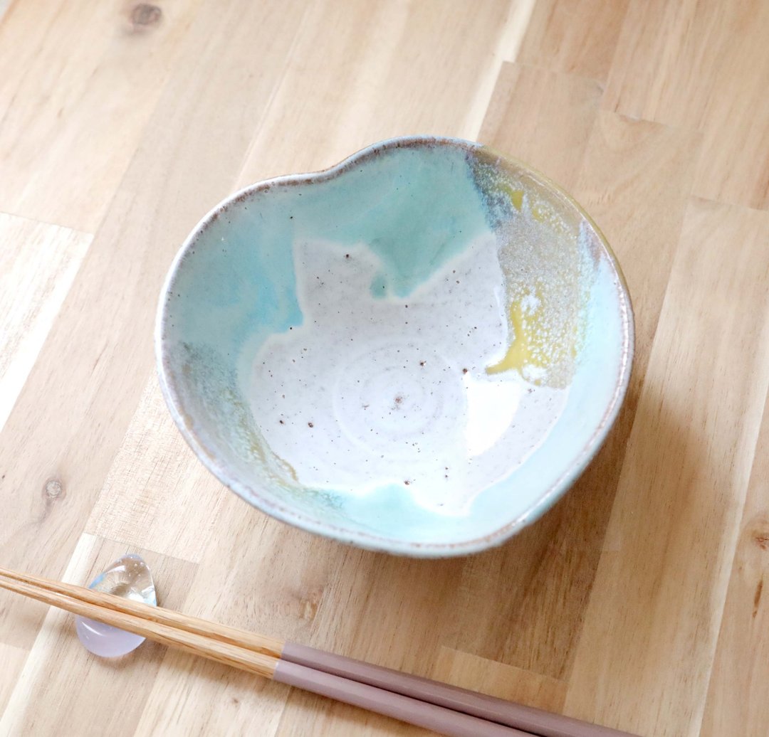 初夏清爽色彩的三彩叶盆栽 - 碗 - 陶 绿色