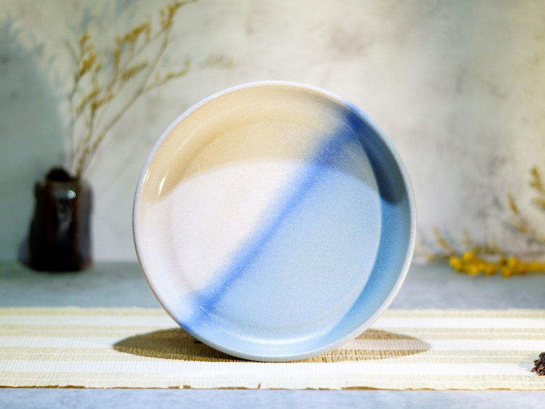 消光蓝白陶盘-17.5cm,餐盘,菜盘,水果盘,点心盘 - 浅碟/小碟子 - 陶 蓝色