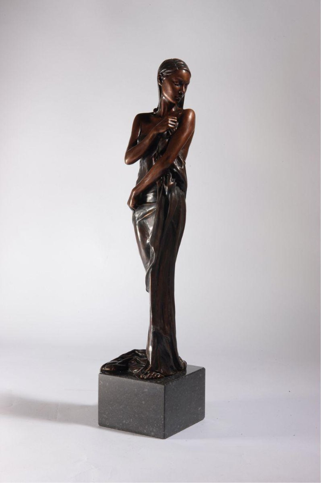 Timeless Beauty - Rob Hefferan (Limited Edition Solid Bronze Sculpture) - 摆饰 - 其他金属 金色