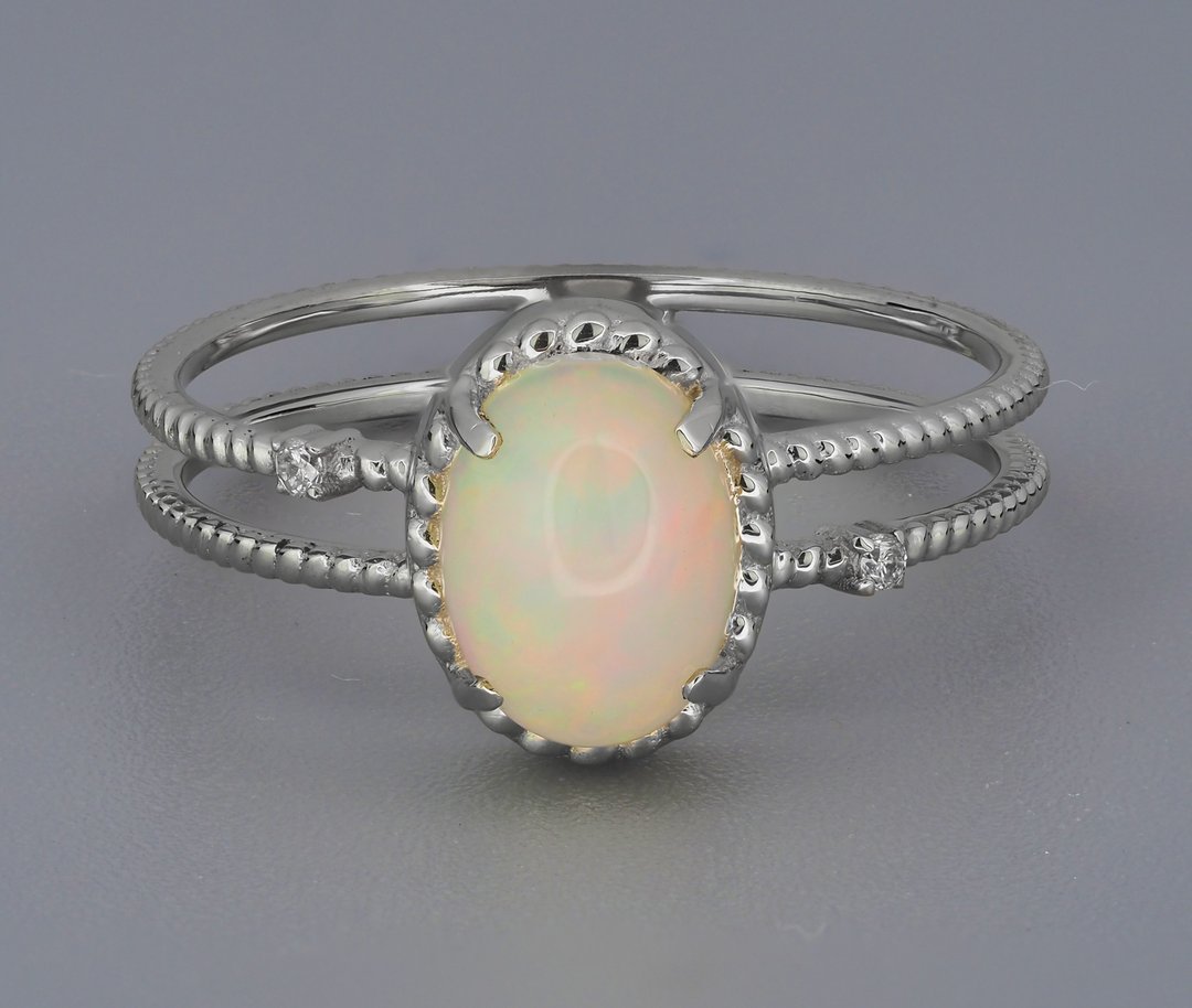 Natural opal and diamonds ring. - 戒指 - 贵金属 金色