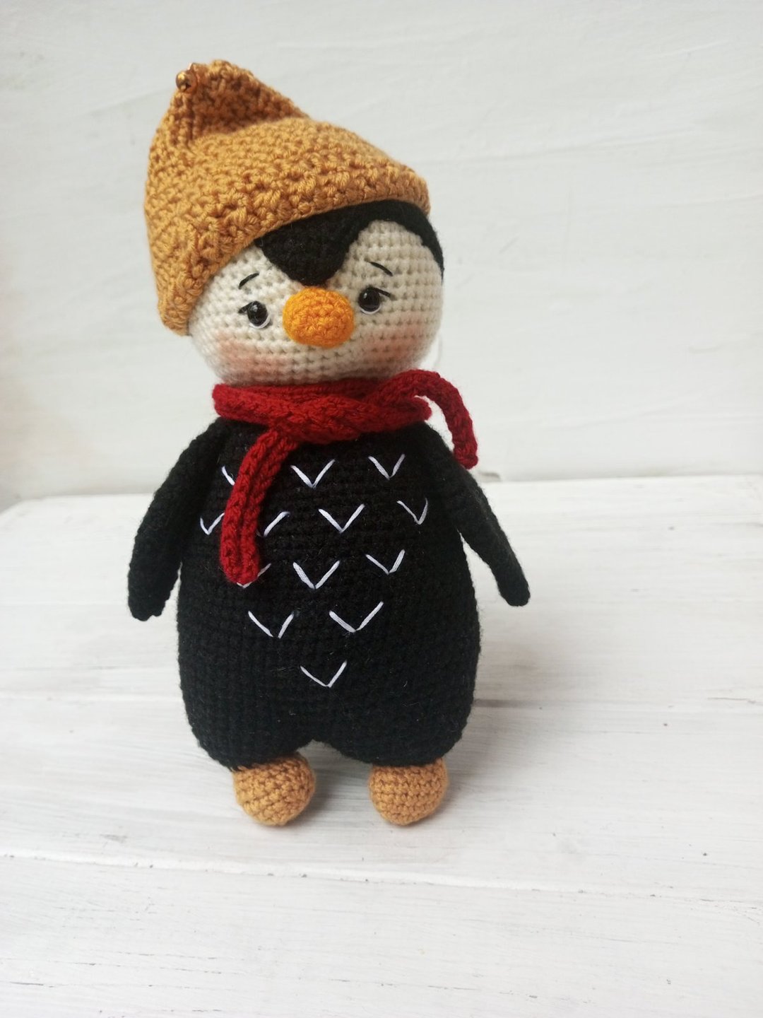 Hand Crochet Funny Penguin Stuffed Toys Animals Knit Amigurumi Gift - 玩具/玩偶 - 压克力 黑色