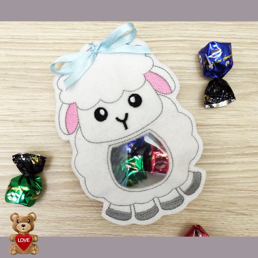 Easter Sheep Peekaboo Treat Bag , Hop into Easter with these Unique Treat Bags - 玩偶/公仔 - 其他金属 白色