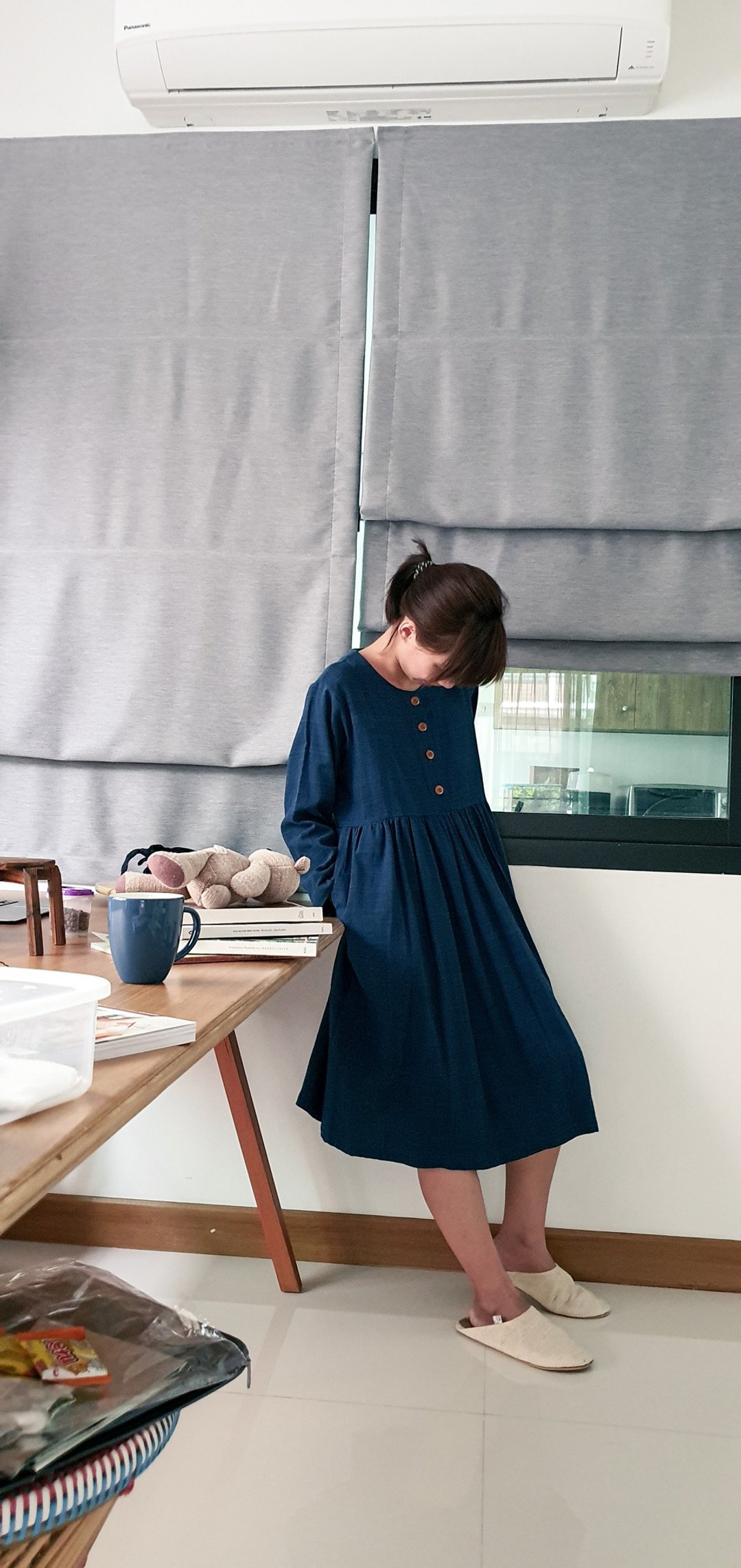【กล่องของขวัญ】【โปร 11.11】Sweet Dress indigo handwoven cotton naturaldyed - 洋装/连衣裙 - 棉 咖啡色