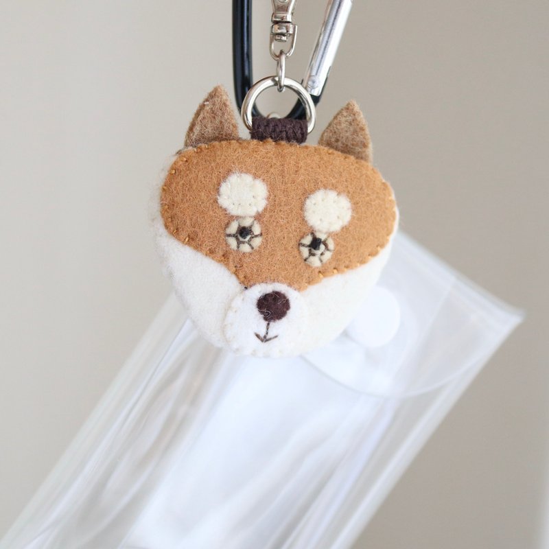 令人无法抗拒的呆萌脸柴犬包包挂件 - 吊饰 - 羊毛 咖啡色
