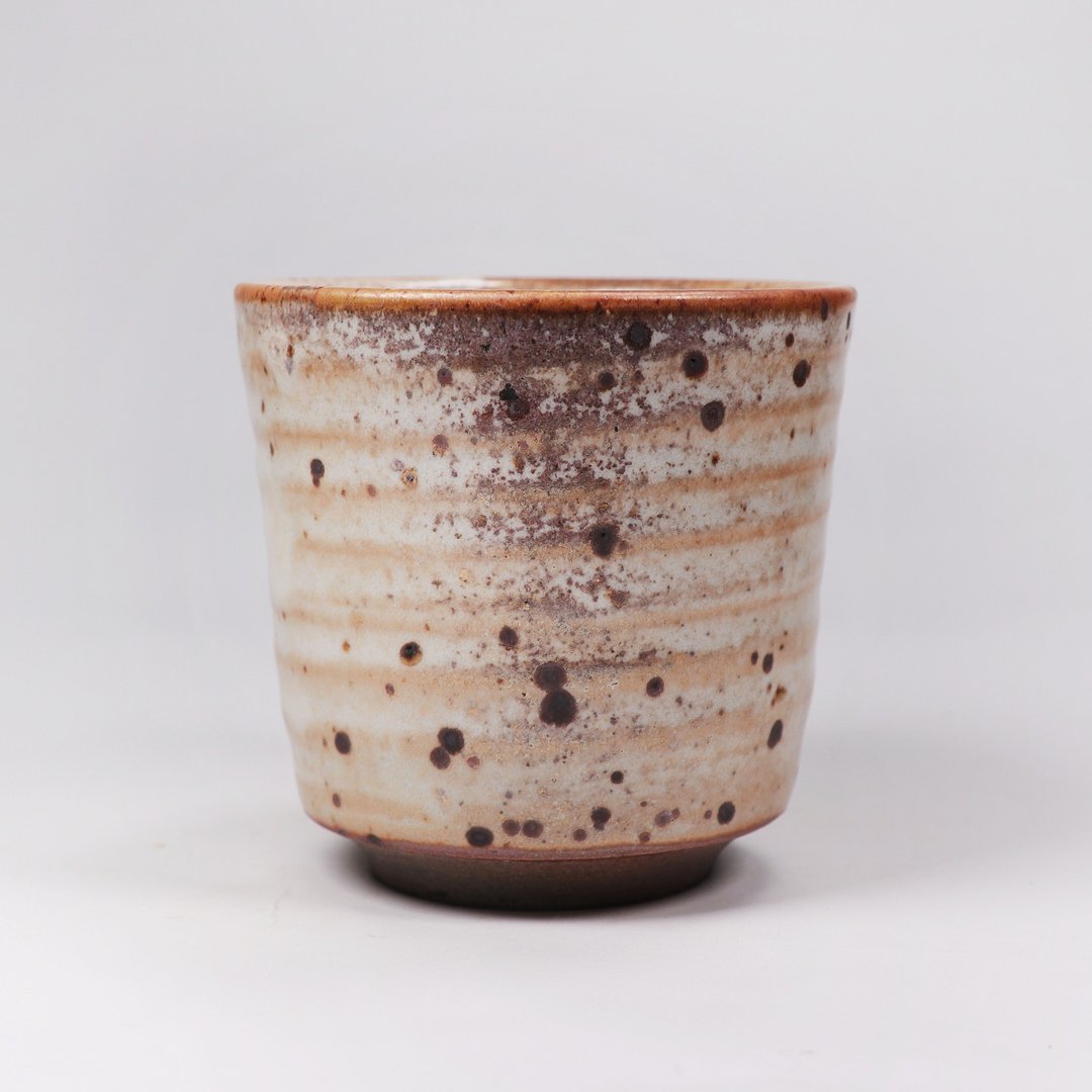 明芽窑 l 柴烧铁斑原矿志野釉水杯 - 茶具/茶杯 - 陶 白色