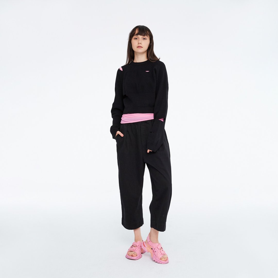 10 MOOn 时尚美丽诺羊毛针织挖洞设计黑色毛衣 - 女装针织衫/毛衣 - 羊毛 黑色