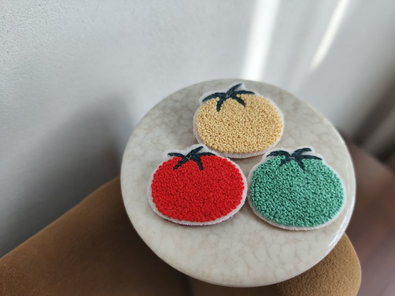手工刺绣 | tomato番茄们 组合胸针 - 胸针 - 绣线 多色