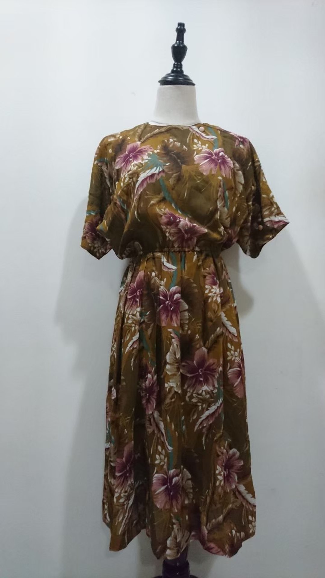 Vintage collection 大地色热带风情扶桑花连袖洋装 - 洋装/连衣裙 - 聚酯纤维 咖啡色
