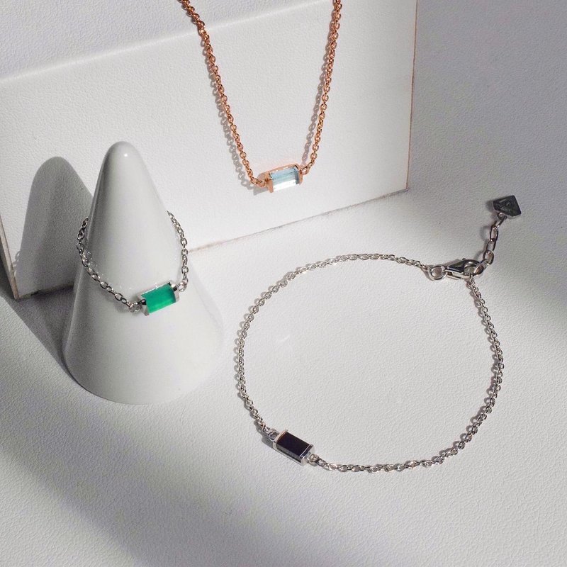 Onyx baguette bracelet #minimsignature B079 - 手链/手环 - 纯银 