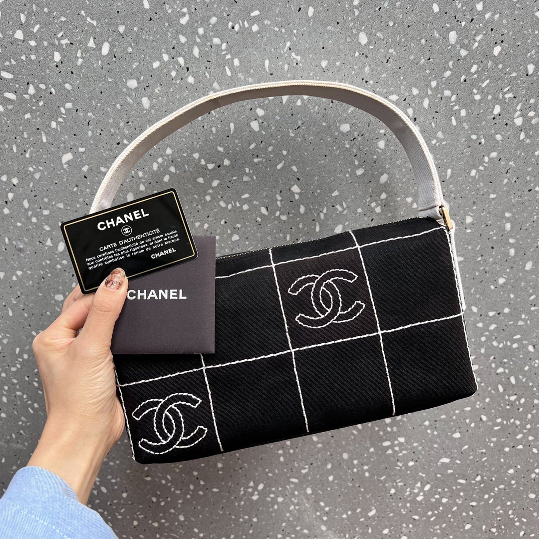 【日本中古】03-04年 罕有中古CHANEL Hobo 布制 卡贴齐 - 侧背包/斜挎包 - 真皮 黑色