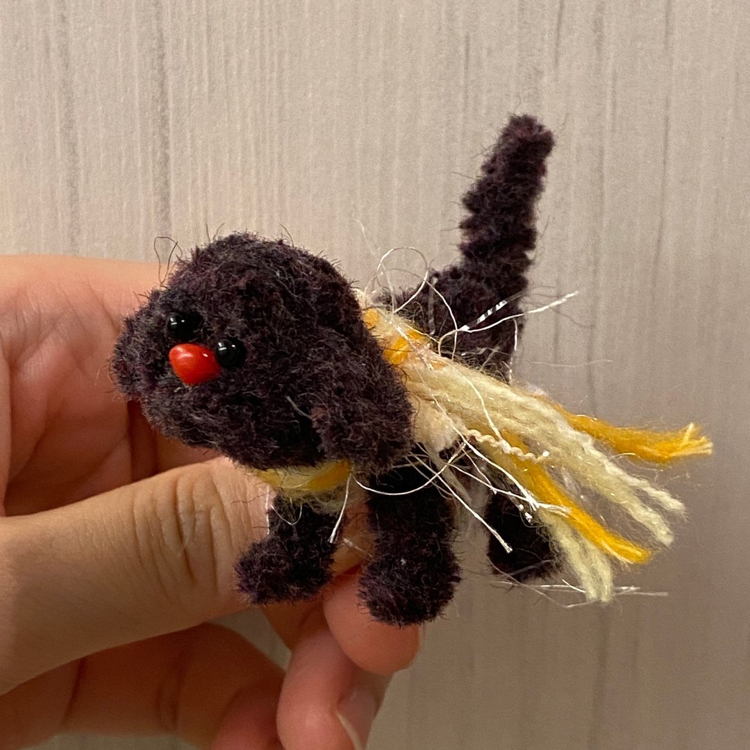 紫黑犬6cm-毛根扭扭棒手作/脏萌流浪动物园/モールアート - 玩偶/公仔 - 其他人造纤维 黑色